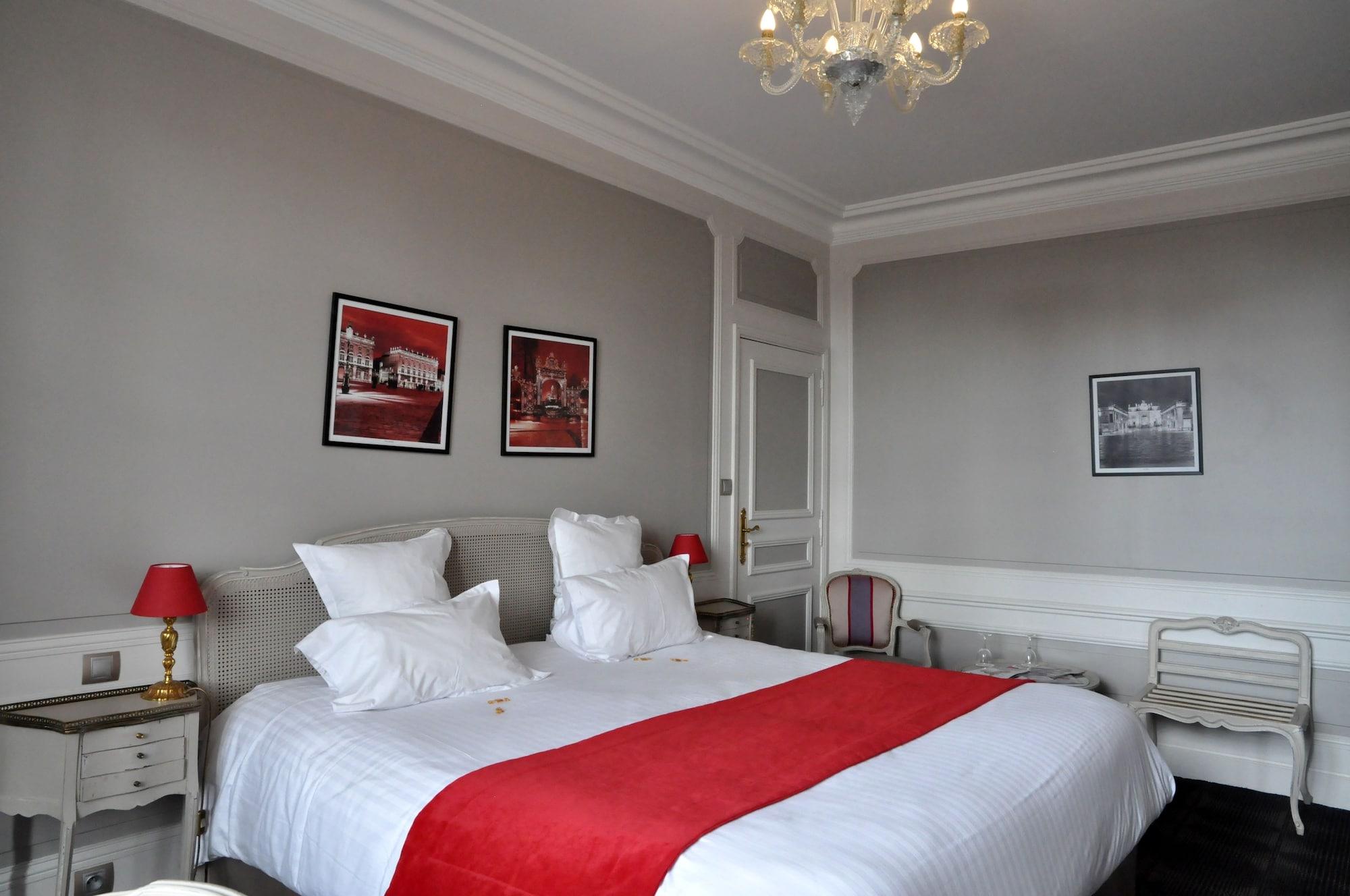 Grand Hotel De La Reine - Place Stanislas 南锡 外观 照片