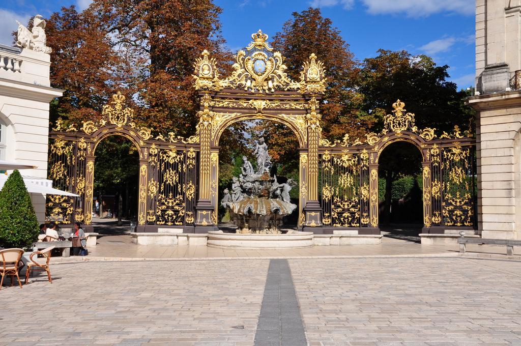 Grand Hotel De La Reine - Place Stanislas 南锡 外观 照片
